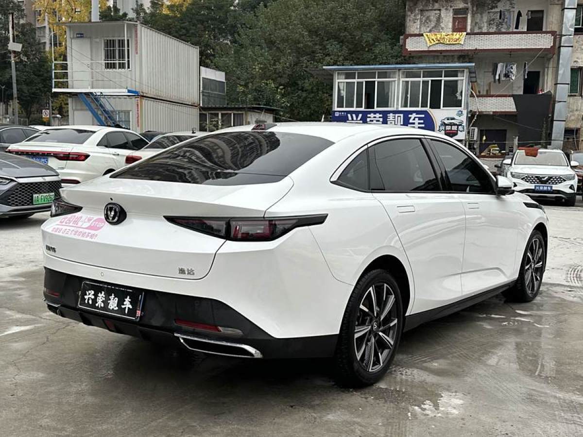 長(zhǎng)安 逸達(dá)  2023款 藍(lán)鯨NE 1.5T GDI DCT領(lǐng)航型圖片