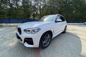 寶馬X3 寶馬  xDrive25i M運(yùn)動(dòng)套裝