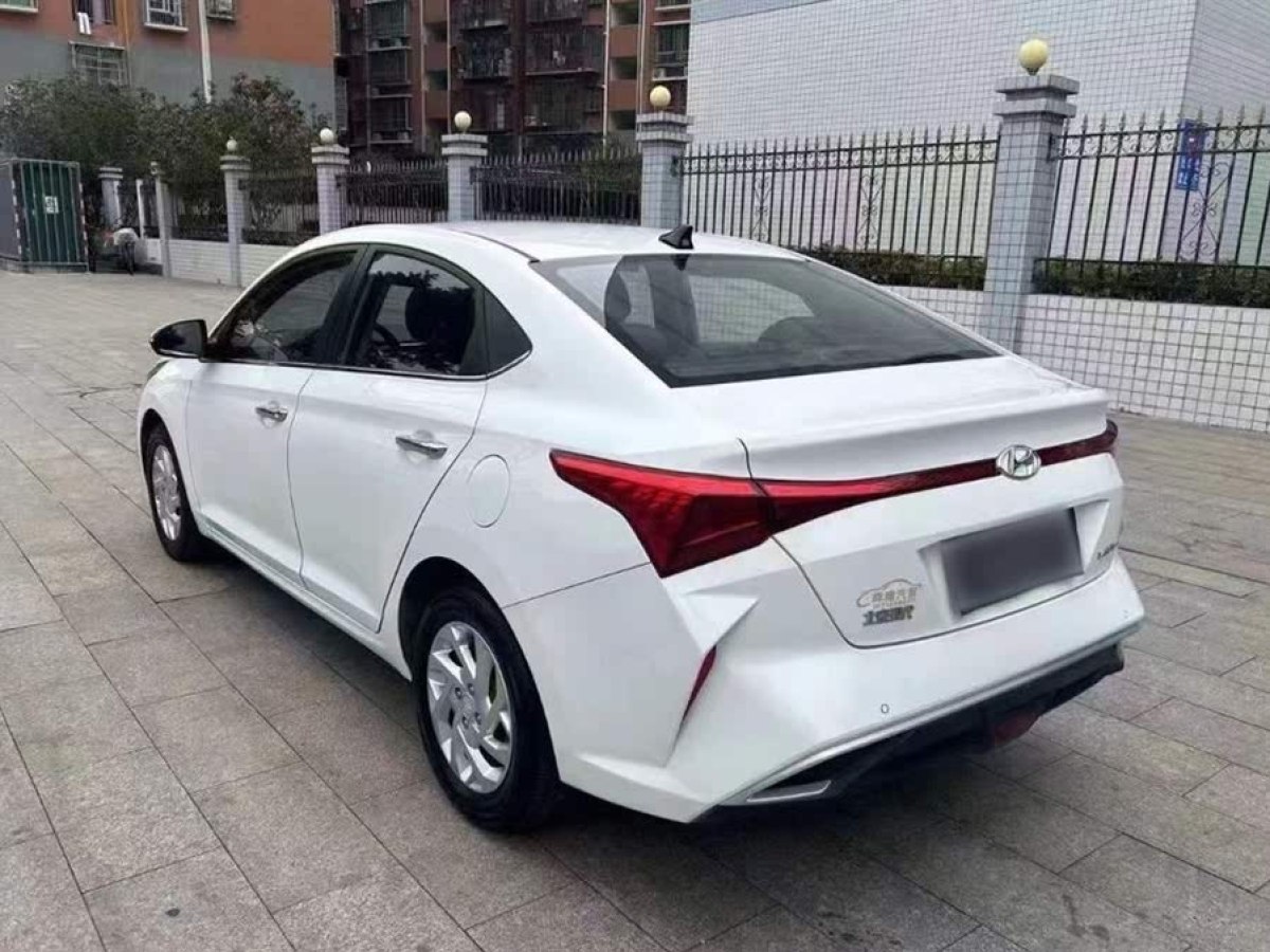 現(xiàn)代 悅納  2020款 1.4L CVT炫酷版GLS圖片