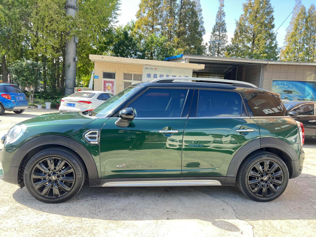 MINI COUNTRYMAN  2017款 1.5T COOPER ALL4 非常假日版 英倫綠圖片