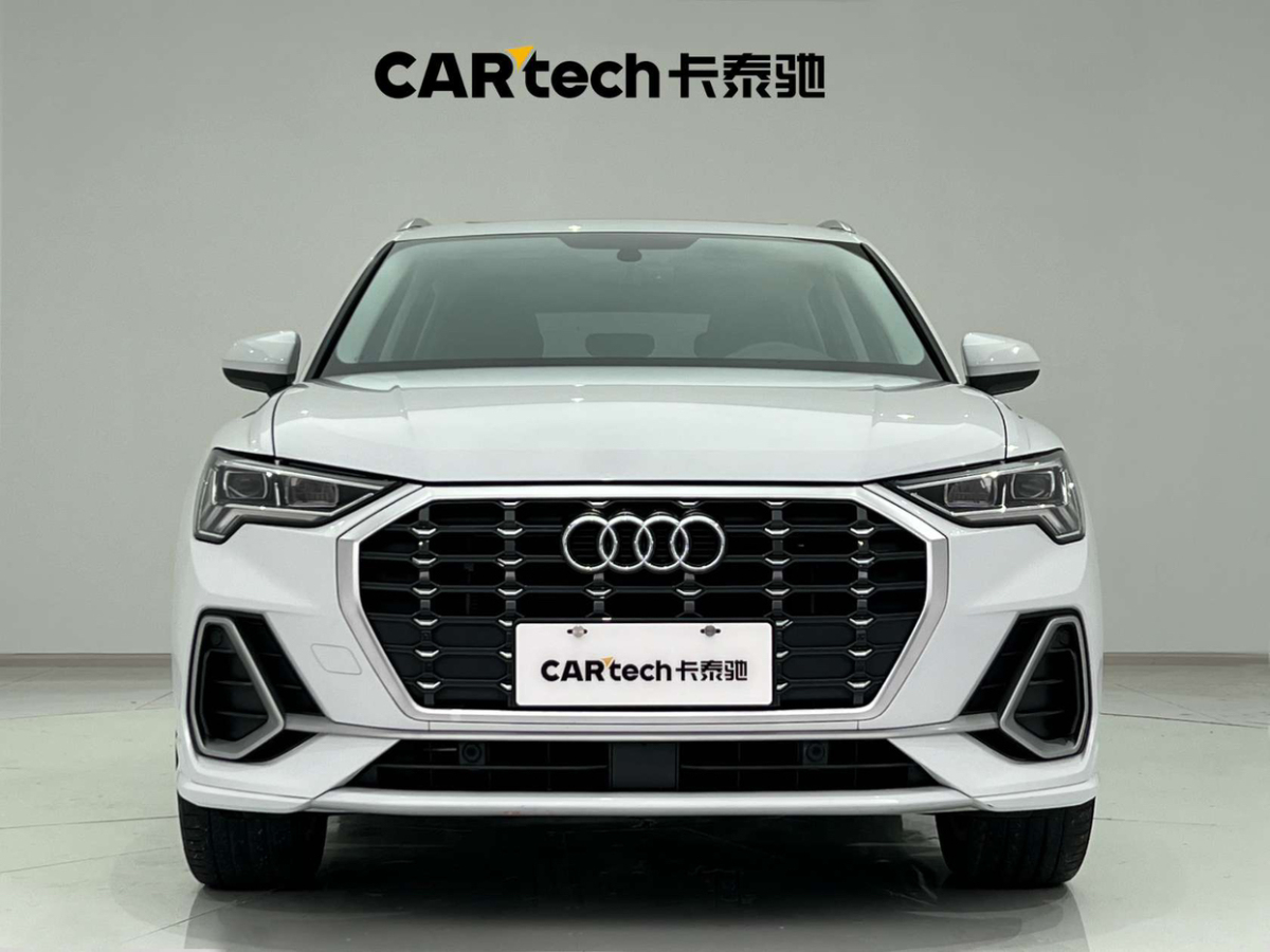 奧迪 奧迪Q3  2020款 35 TFSI 時(shí)尚動(dòng)感型圖片