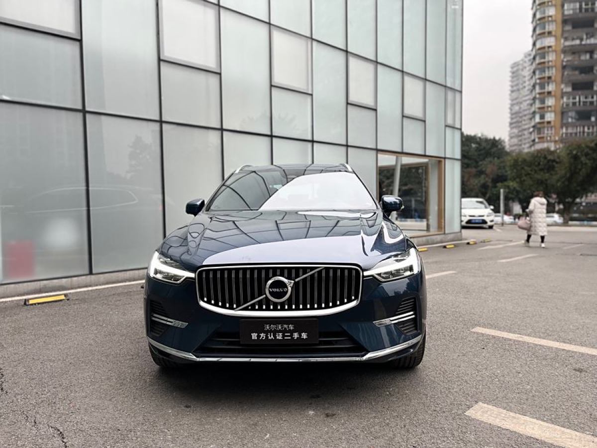 沃爾沃 XC60  2024款 B5 四驅智逸豪華版圖片