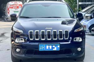 自由光 Jeep 2.0L 優(yōu)越版