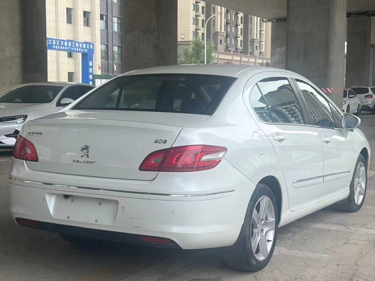 標(biāo)致 408  2013款 2.0L 車載互聯(lián)豪華版圖片