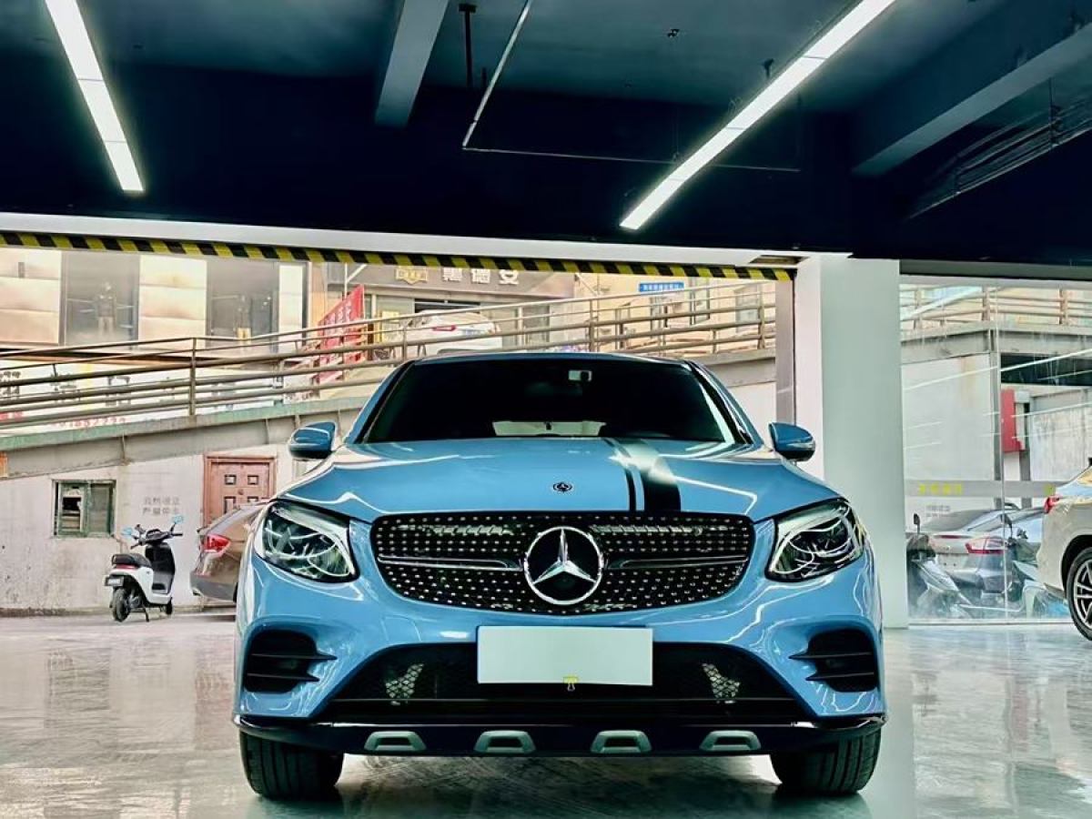 2018年8月奔馳 奔馳GLC  2022款 改款 GLC 300 4MATIC 轎跑SUV