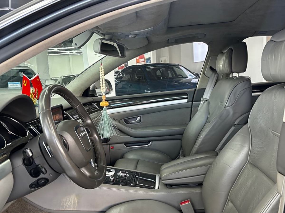 奧迪 奧迪S8  2009款 S8 5.2 FSI quattro圖片