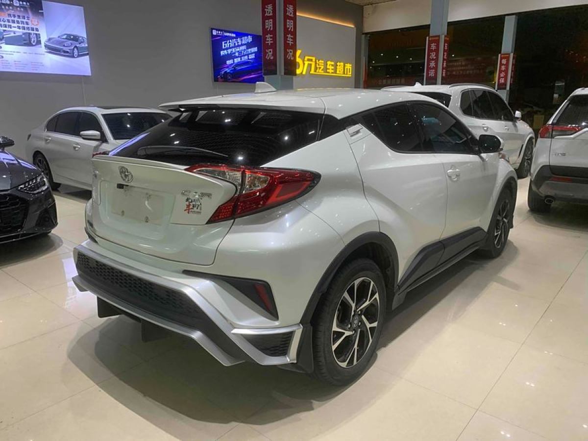 豐田 C-HR  2018款 2.0L 酷跑領先天窗版 國V圖片