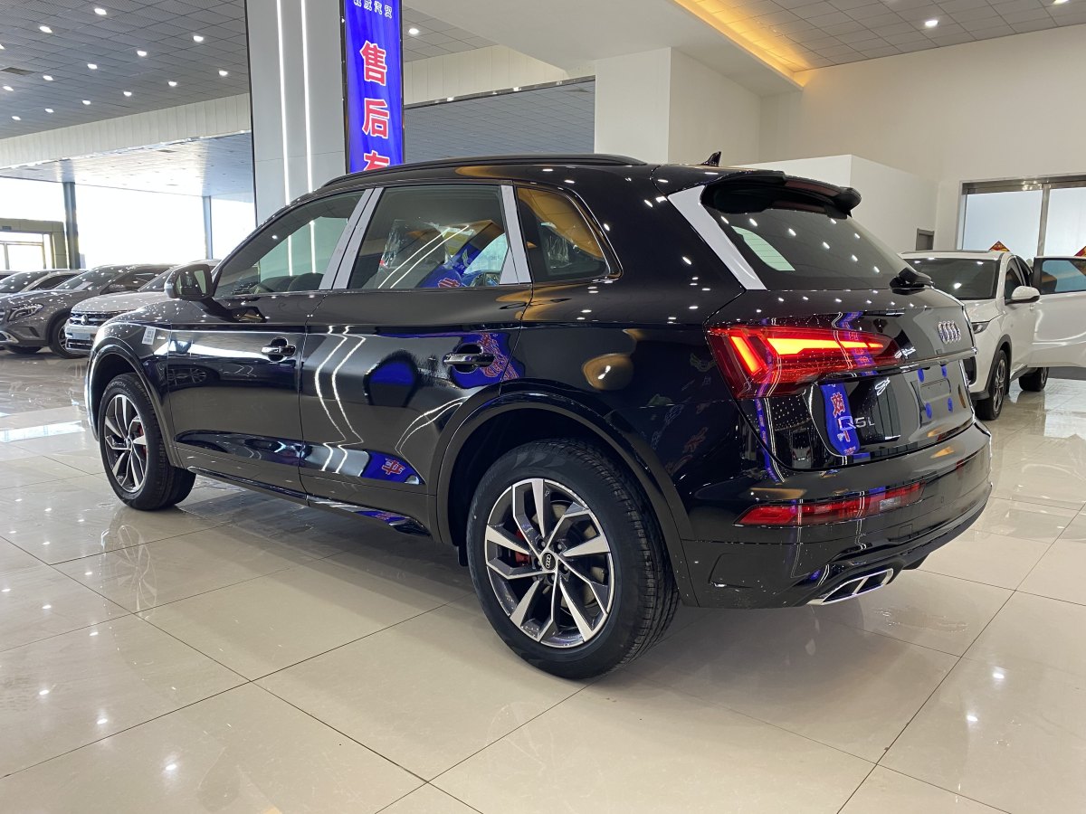 奧迪 奧迪Q5L  2025款 40 TFSI 豪華動感型圖片