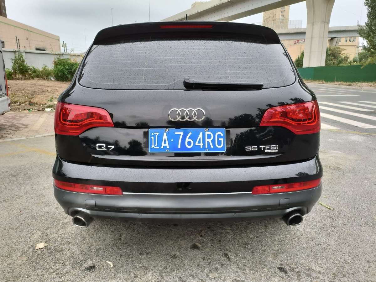 奧迪 奧迪Q7  2013款 35 TFSI 進(jìn)取型圖片