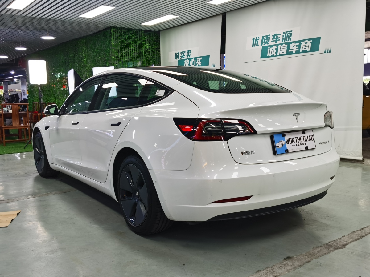 特斯拉 Model Y  2022款 改款 后輪驅(qū)動版圖片