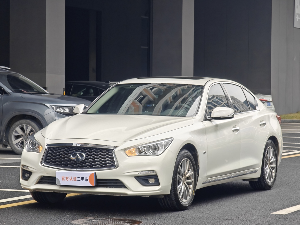 英菲尼迪 Q50L  2021款 2.0T 舒適版圖片