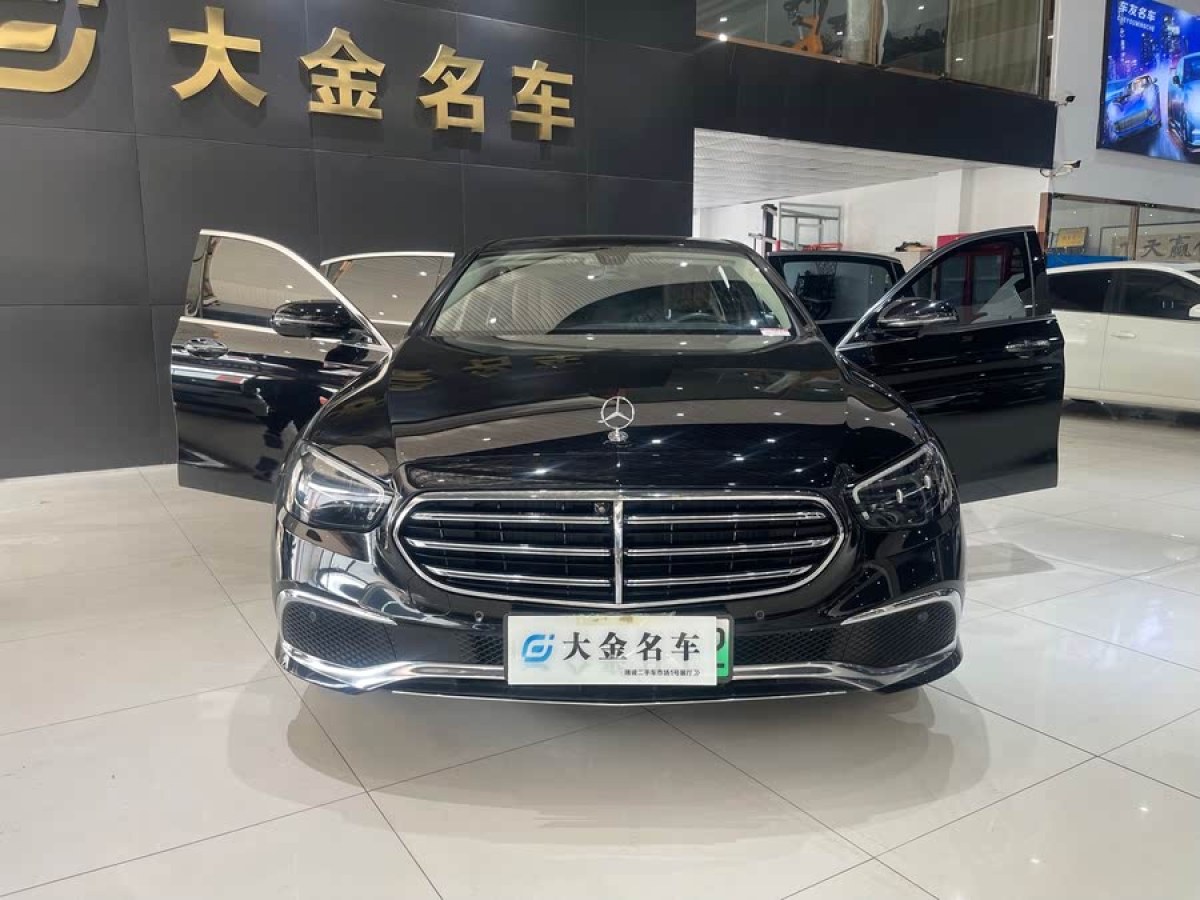 奔馳 奔馳E級新能源  2022款 改款 E 350 e L 插電式混合動力轎車圖片