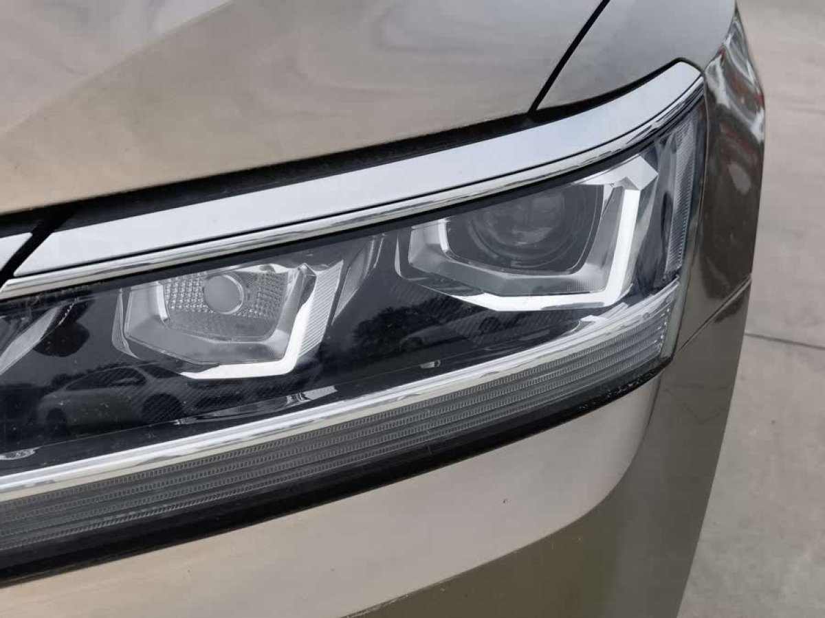 大眾 帕薩特  2017款 280TSI DSG尊榮版圖片