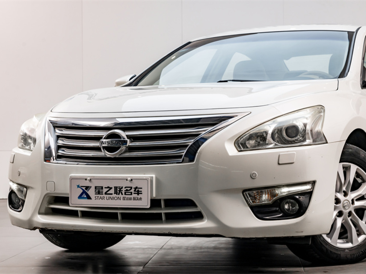 日產(chǎn) 天籟 13款 2.5L XL領(lǐng)先版圖片