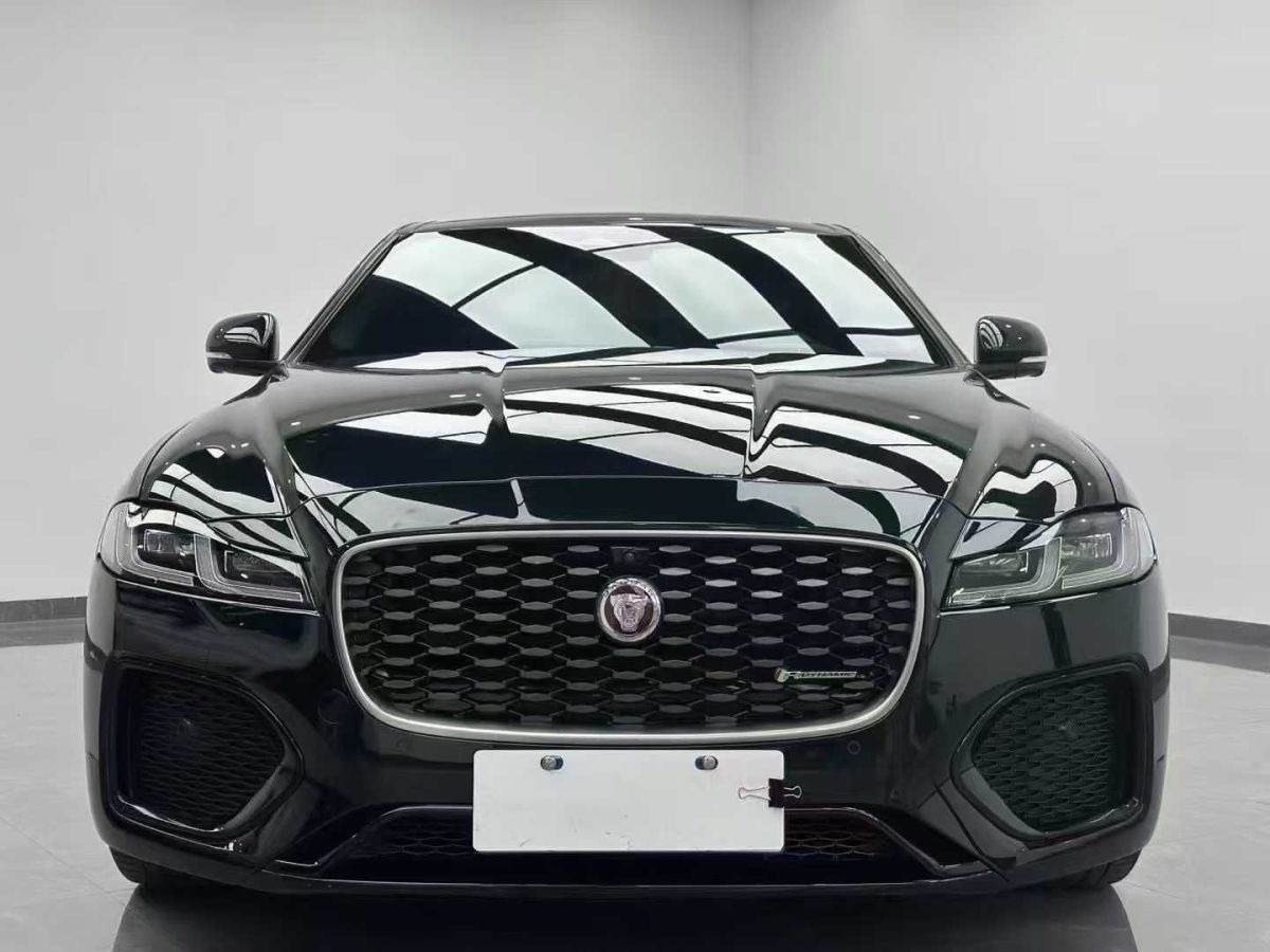 捷豹 XFL  2023款 XFL 2.0T P200 兩驅(qū)精英豪華版圖片