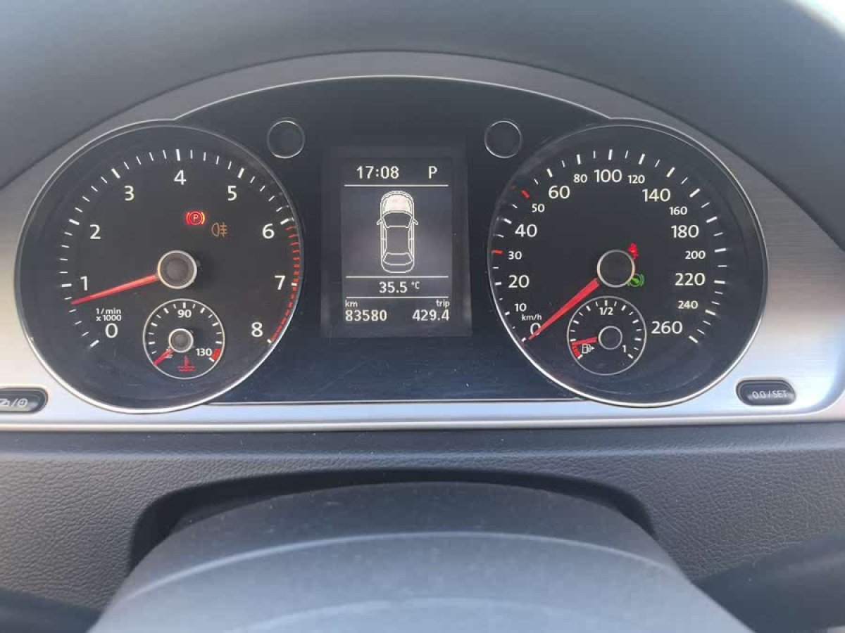 大眾 邁騰  2013款 1.8TSI 領(lǐng)先型圖片