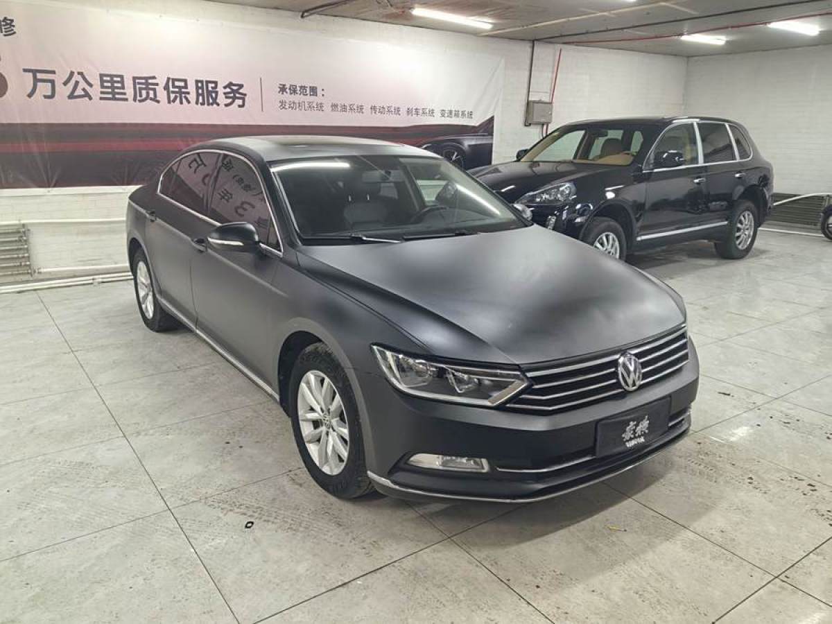 大眾 邁騰  2017款 330TSI DSG 領(lǐng)先型圖片