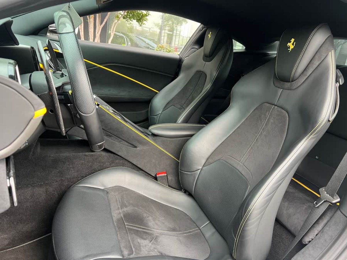 法拉利 Roma  2020款 3.9T V8圖片