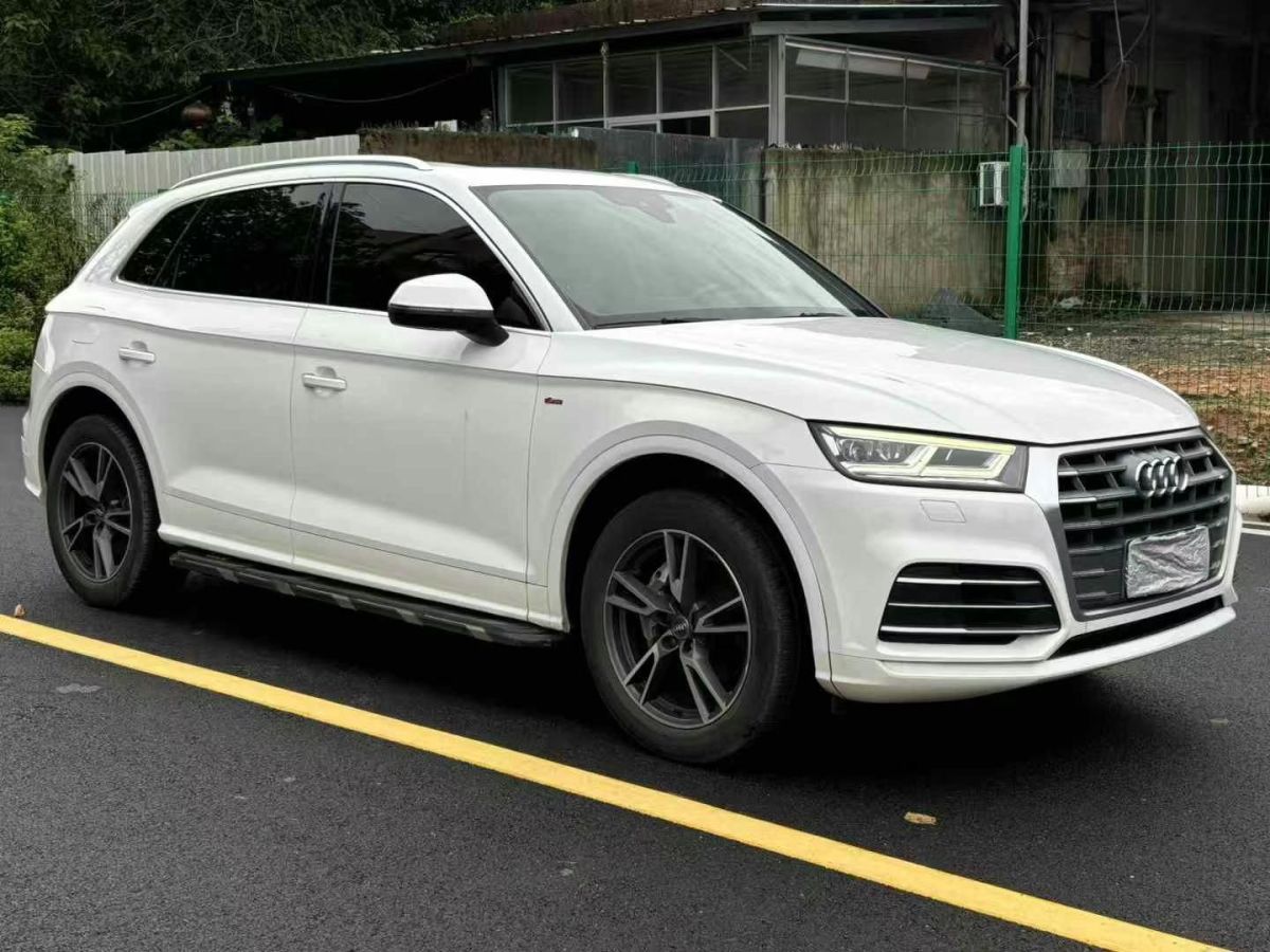 奧迪 奧迪Q3  2019款  35 TFSI 時尚動感型圖片