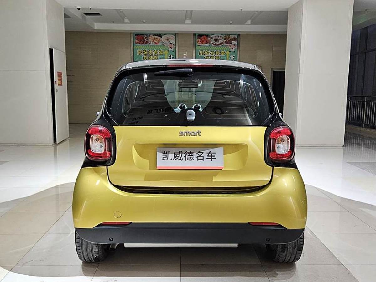 smart fortwo  2015款 1.0L 52千瓦硬頂靈動(dòng)版圖片