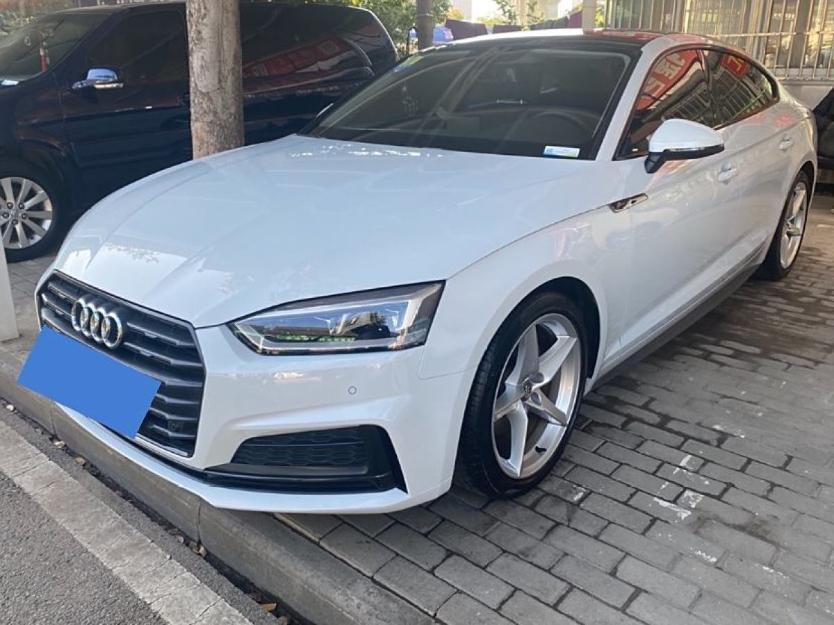 奧迪 奧迪A5  2019款 Sportback 40 TFSI 時(shí)尚型圖片