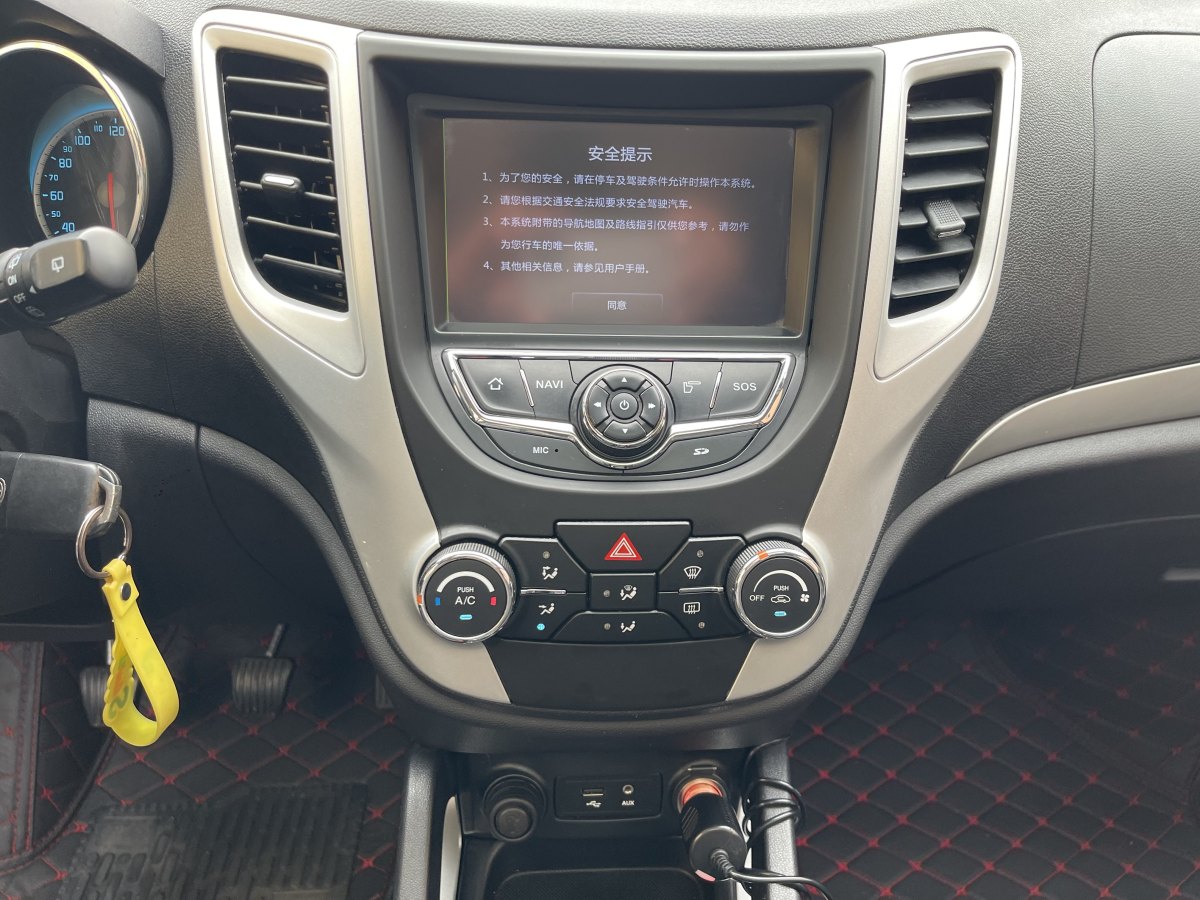 2015年2月長安 CS35  2014款 1.6L 手動豪華型 國IV