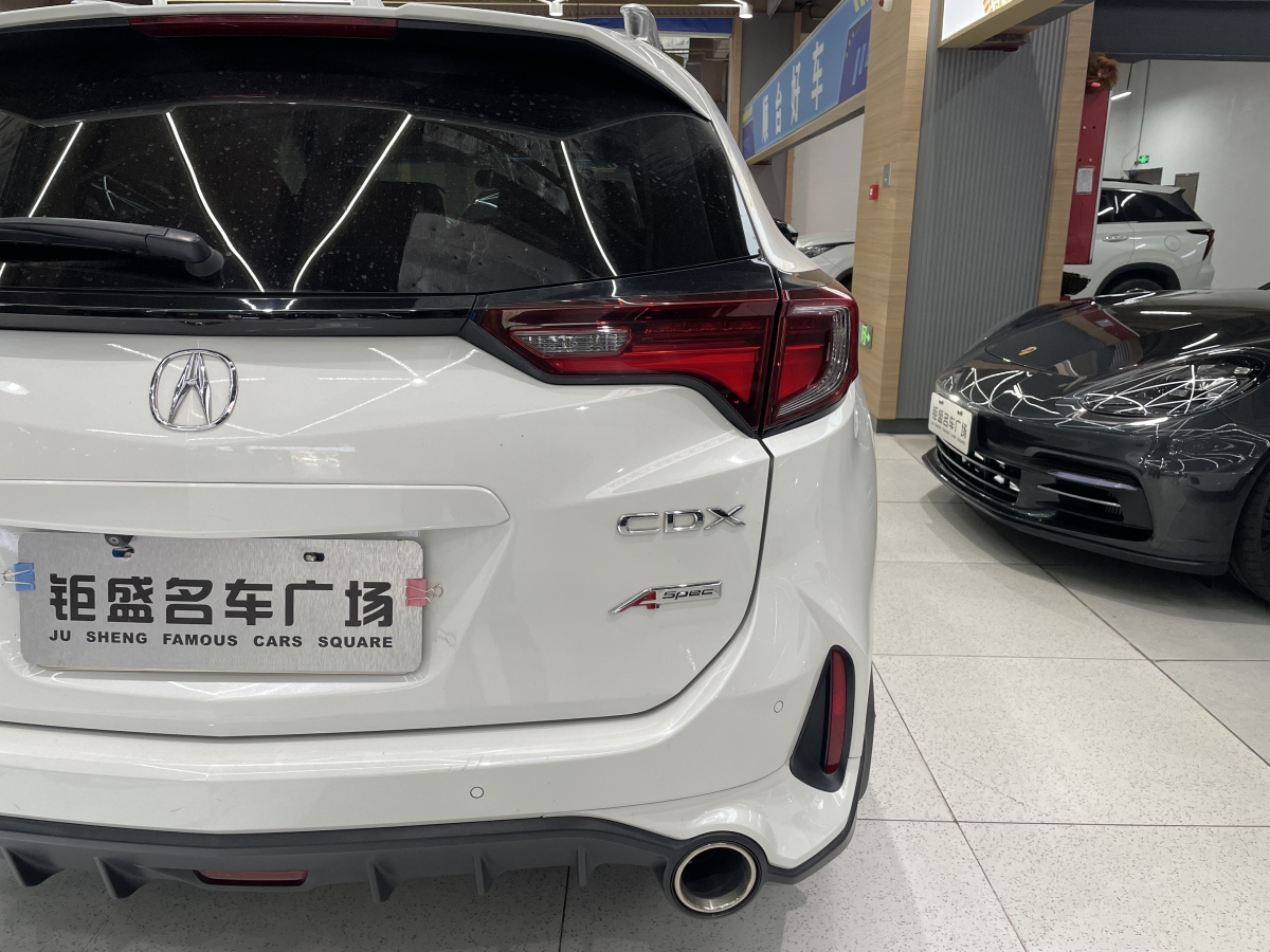 謳歌 CDX  2021款 1.5T 兩驅(qū)尊享?A-Spec智能安全運(yùn)動(dòng)款圖片