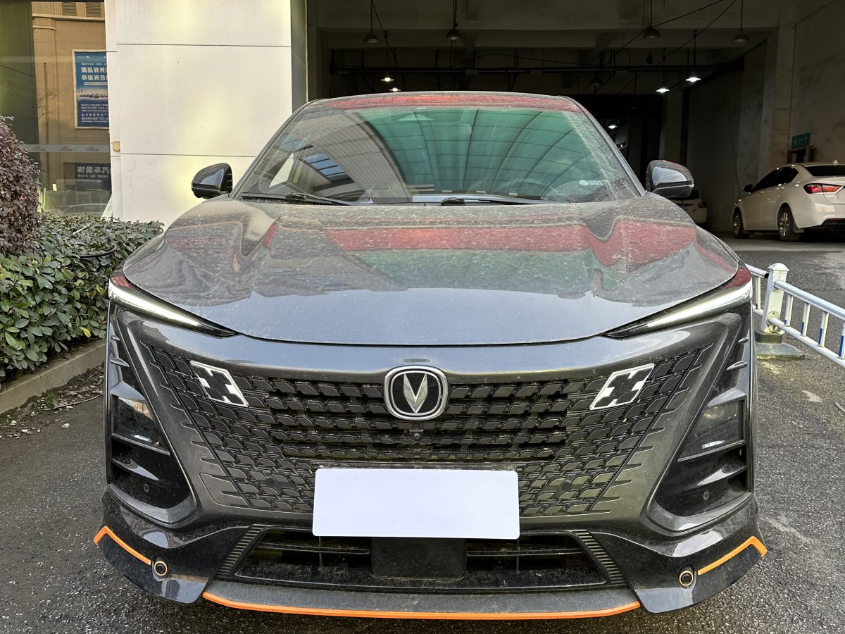 長安 UNI-T  2022款 1.5T 運動版 尊貴型圖片