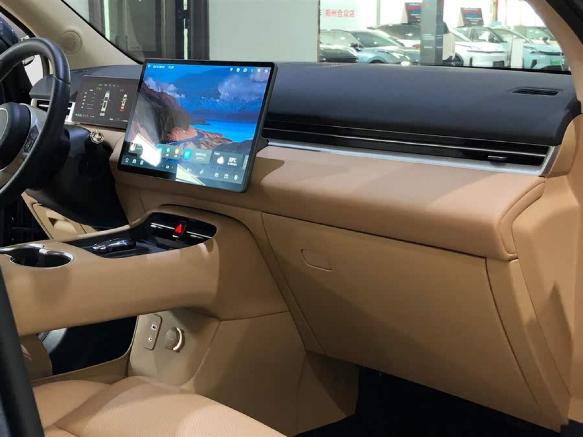 賽力斯 藍(lán)電E5 PLUS  2025款 165km 長(zhǎng)續(xù)航版PLUS 5座圖片