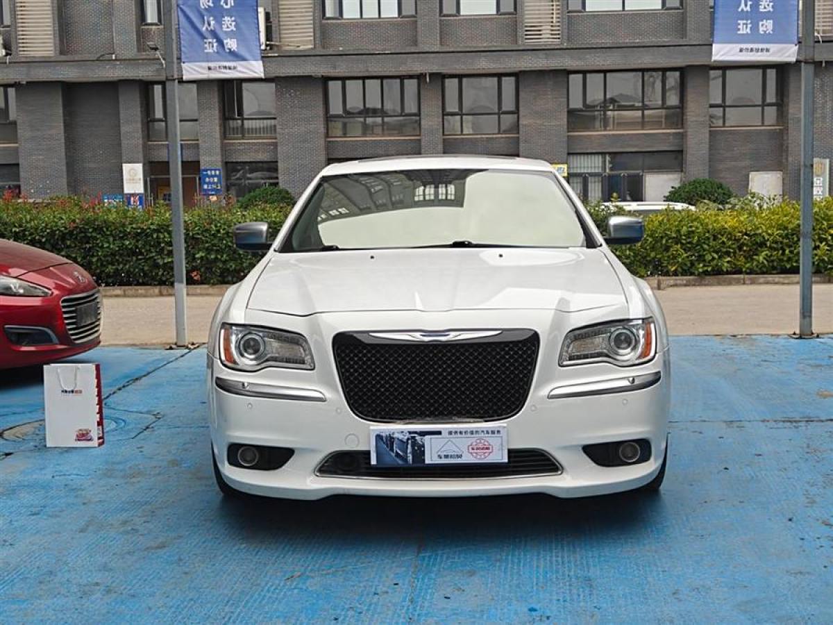 2013年12月克萊斯勒 300C  2013款 3.6L 尊享版