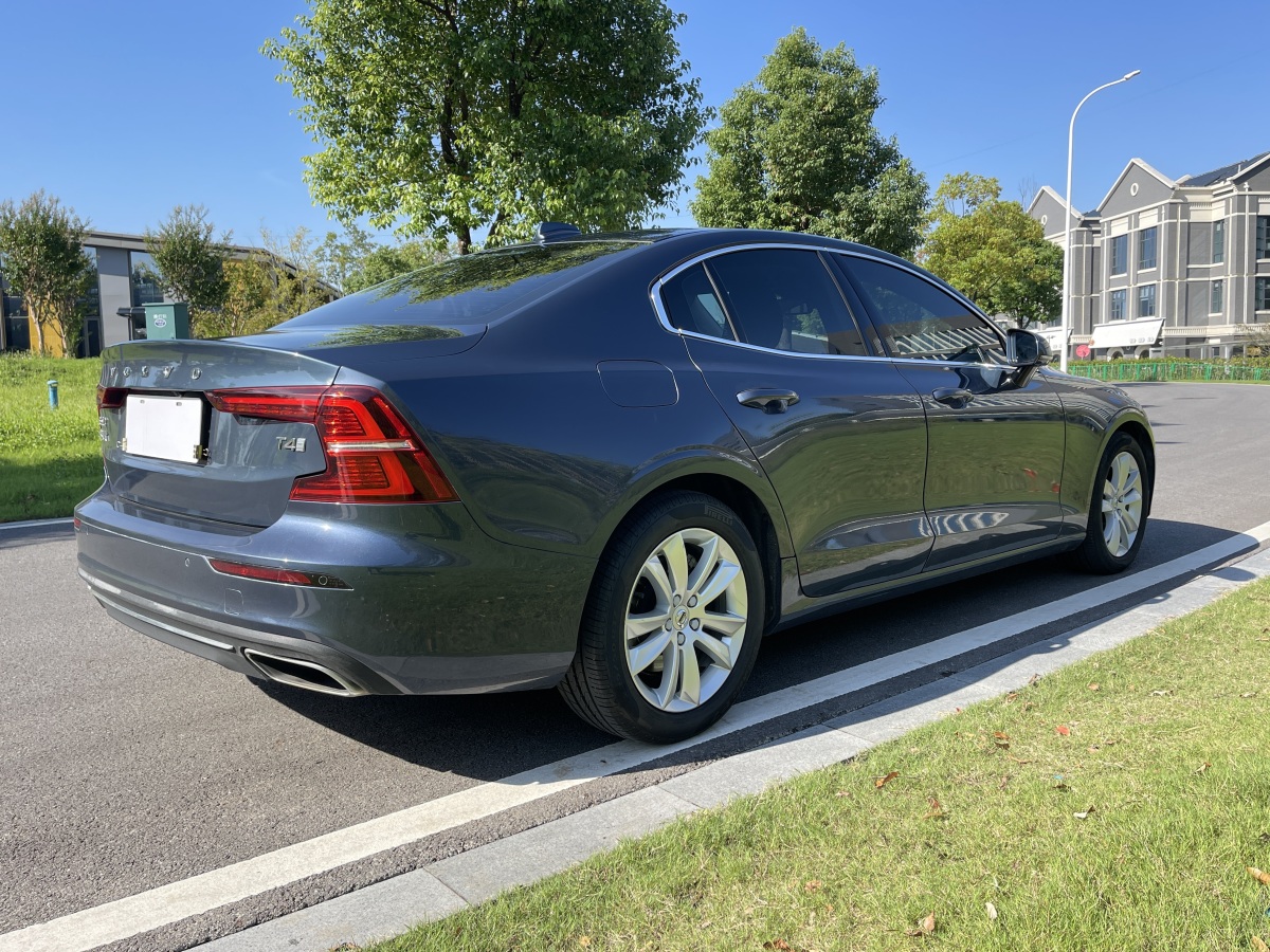 沃爾沃 S60  2017款 L 1.5T T3 智行版圖片