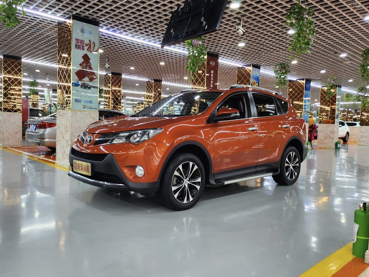 2014年1月豐田 RAV4榮放  2013款 2.5L 自動(dòng)四驅(qū)豪華版