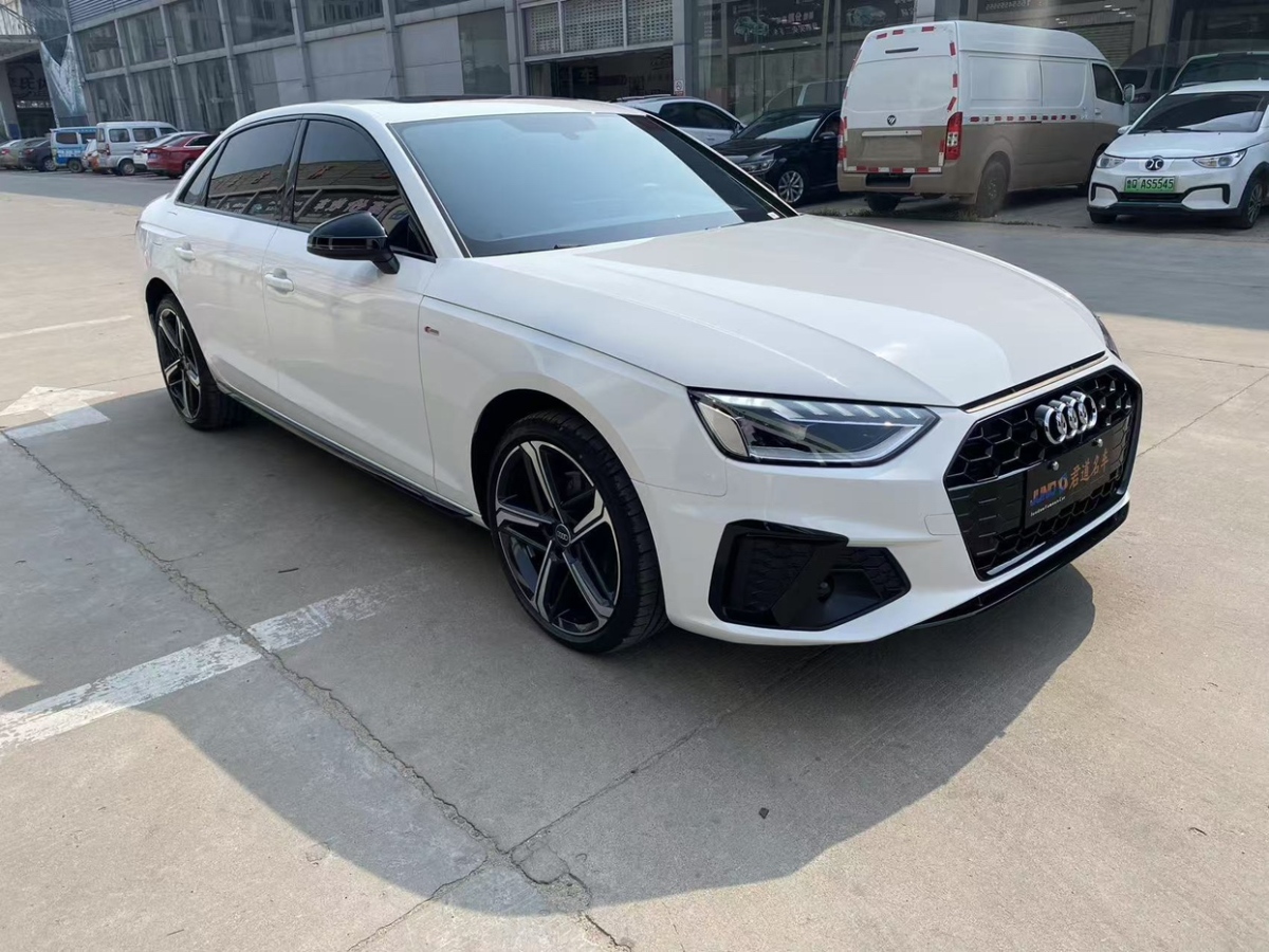 奧迪 奧迪A4L  2024款 40 TFSI 豪華動感型圖片