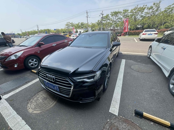 奥迪 奥迪A6L  2022款 40 TFSI 豪华动感型