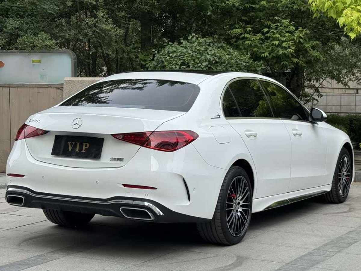 奔馳 奔馳C級(jí)  2022款 改款 C 260 L 運(yùn)動(dòng)版圖片