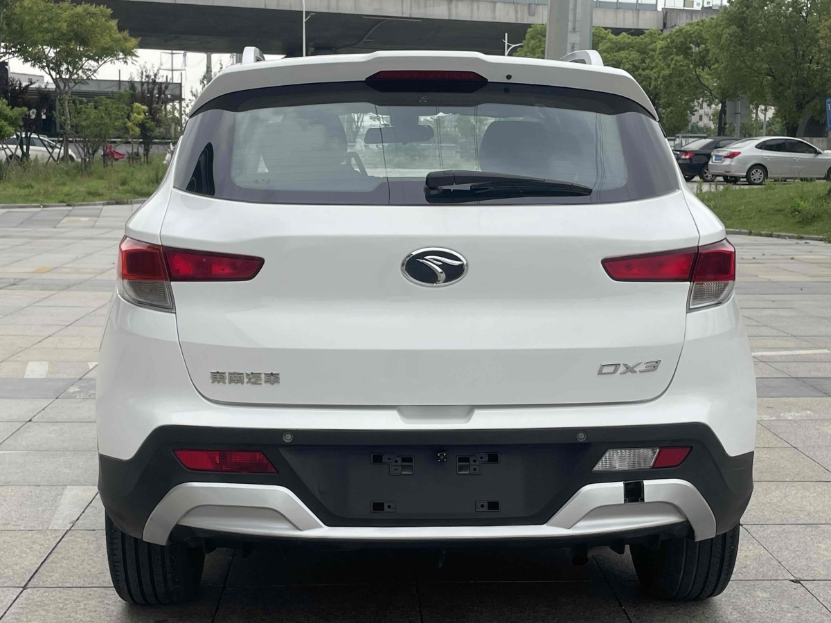 2017年7月東南 DX3  2019款 DX3X酷綺 1.5L 手動尊貴型