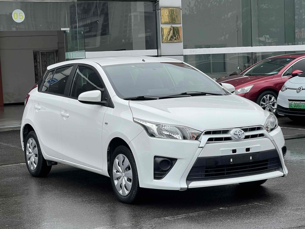 豐田 YARiS L 致炫  2015款 1.5E 自動(dòng)魅動(dòng)版圖片