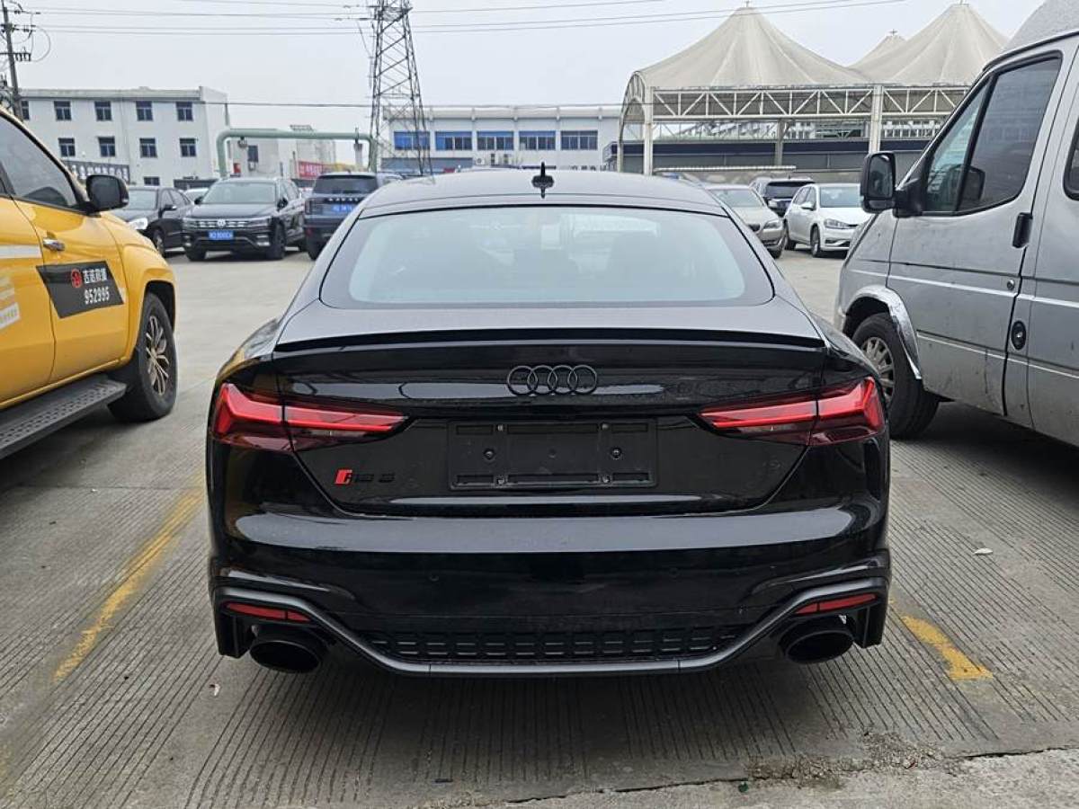 奧迪 奧迪RS 5  2021款 RS5 Sportback 暗金版圖片