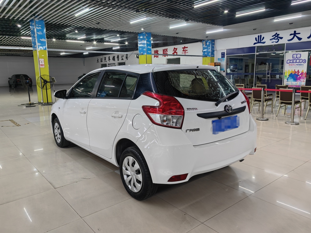 2015年8月豐田 YARiS L 致炫  2014款 1.3E 手動魅動版