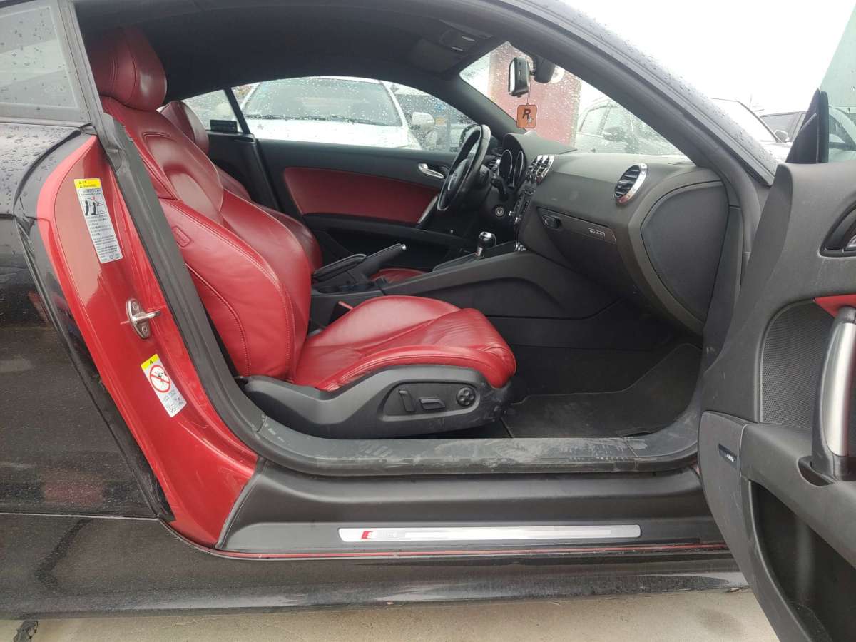 2015年6月奥迪 奥迪TT  2013款 TT Coupe 45 TFSI 白色经典版