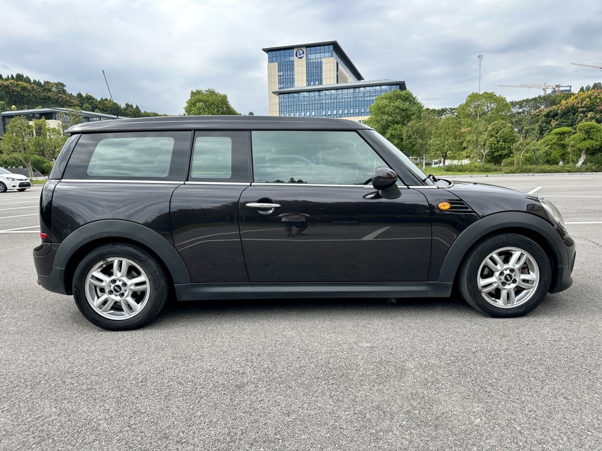 2013年8月MINI CLUBMAN  2011款 1.6L ONE