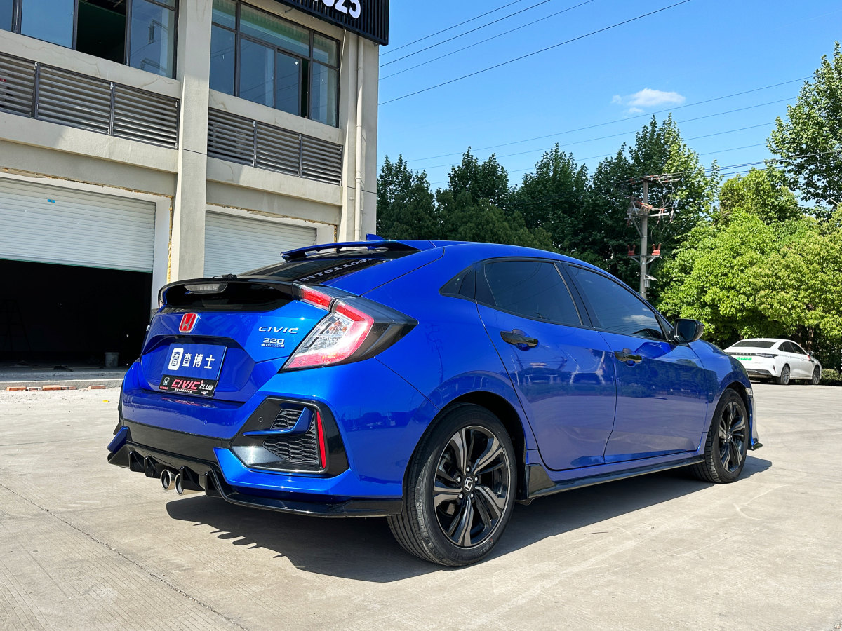 本田 思域  2021款 HATCHBACK 220TURBO CVT潮酷控圖片