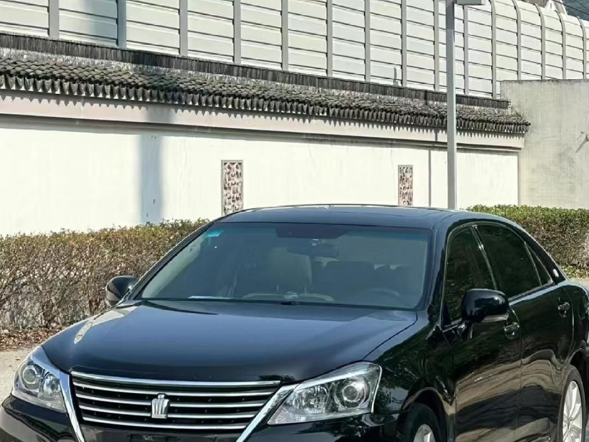 GMC SAVANA  2013款 6.0L 領(lǐng)袖級商務(wù)車圖片