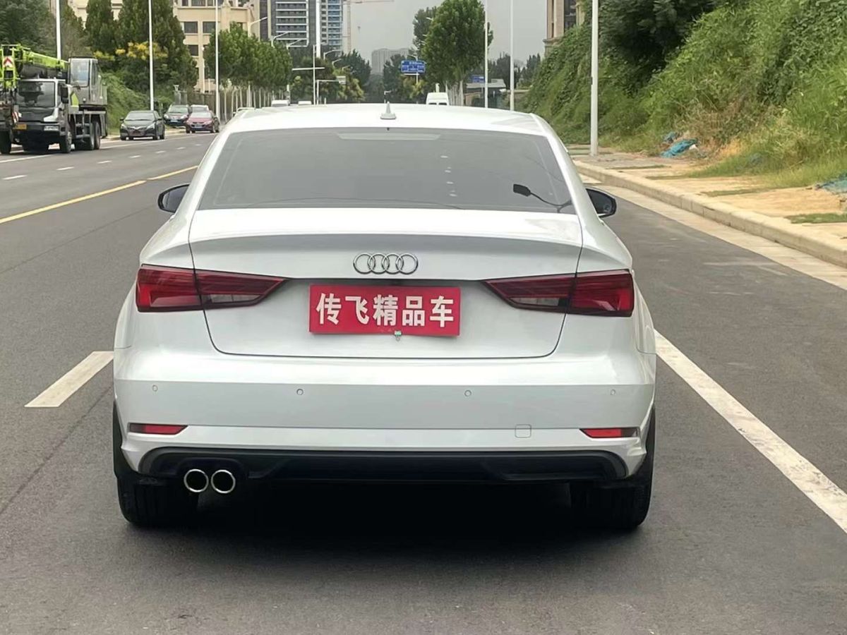 奧迪 奧迪A3  2018款 A3 1.4T 35TFSI Limousine時尚型圖片