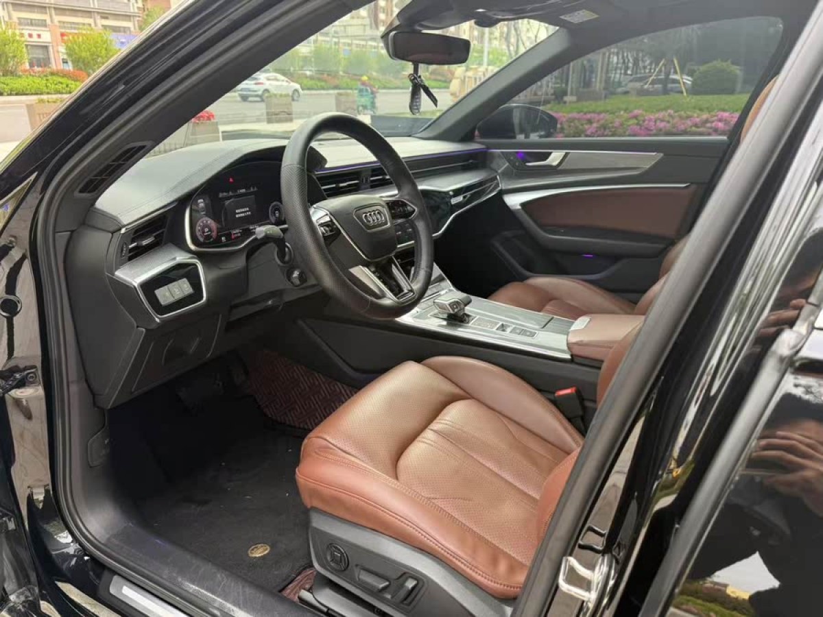 奧迪 奧迪A6L  2019款 40 TFSI 豪華動(dòng)感型圖片