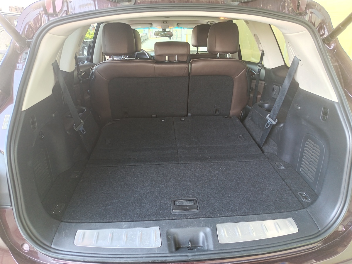 英菲尼迪 QX60  2020款 2.5 S/C Hybrid 兩驅(qū)卓越版 國(guó)VI圖片