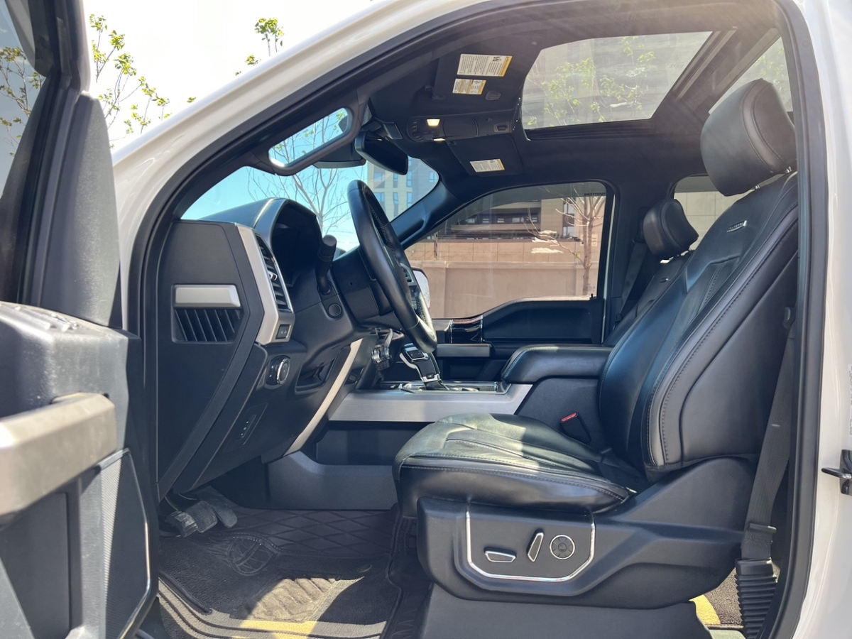 2018年5月福特 F-150  2017款 F-150 SuperCab 3.5T 375hp 兩驅(qū) 6.5-ft LARIAT