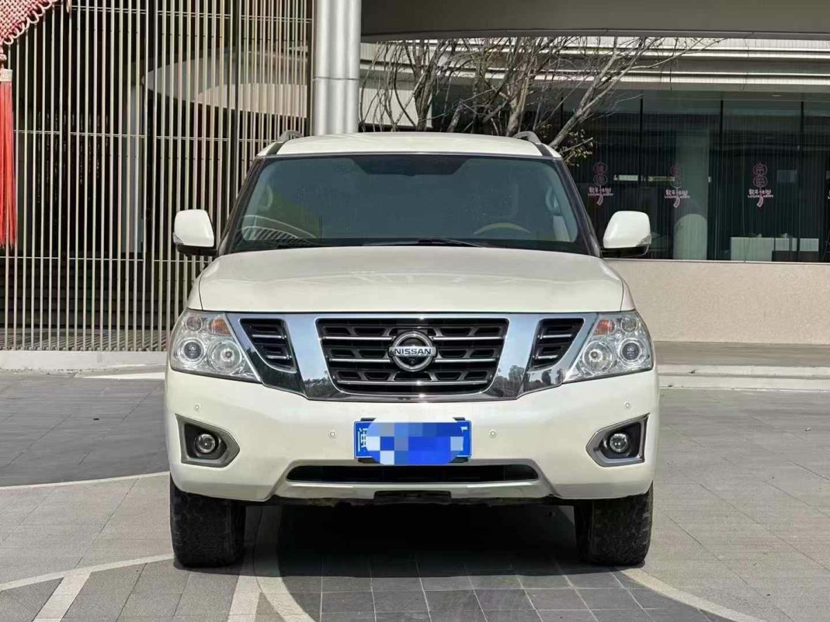 日產(chǎn) 途樂  2018款 4.0L 旗艦型圖片