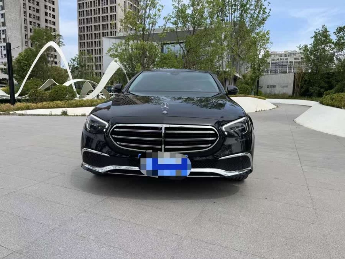奔馳 奔馳E級  2021款 改款 E 300 L 豪華型圖片