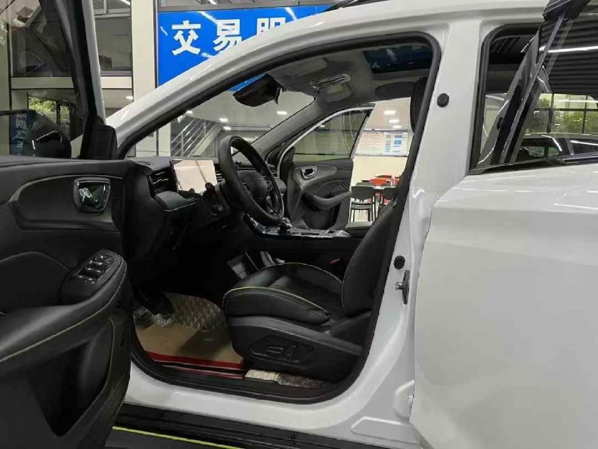 榮威 RX5  2022款 330TGI 自動(dòng)國潮版圖片